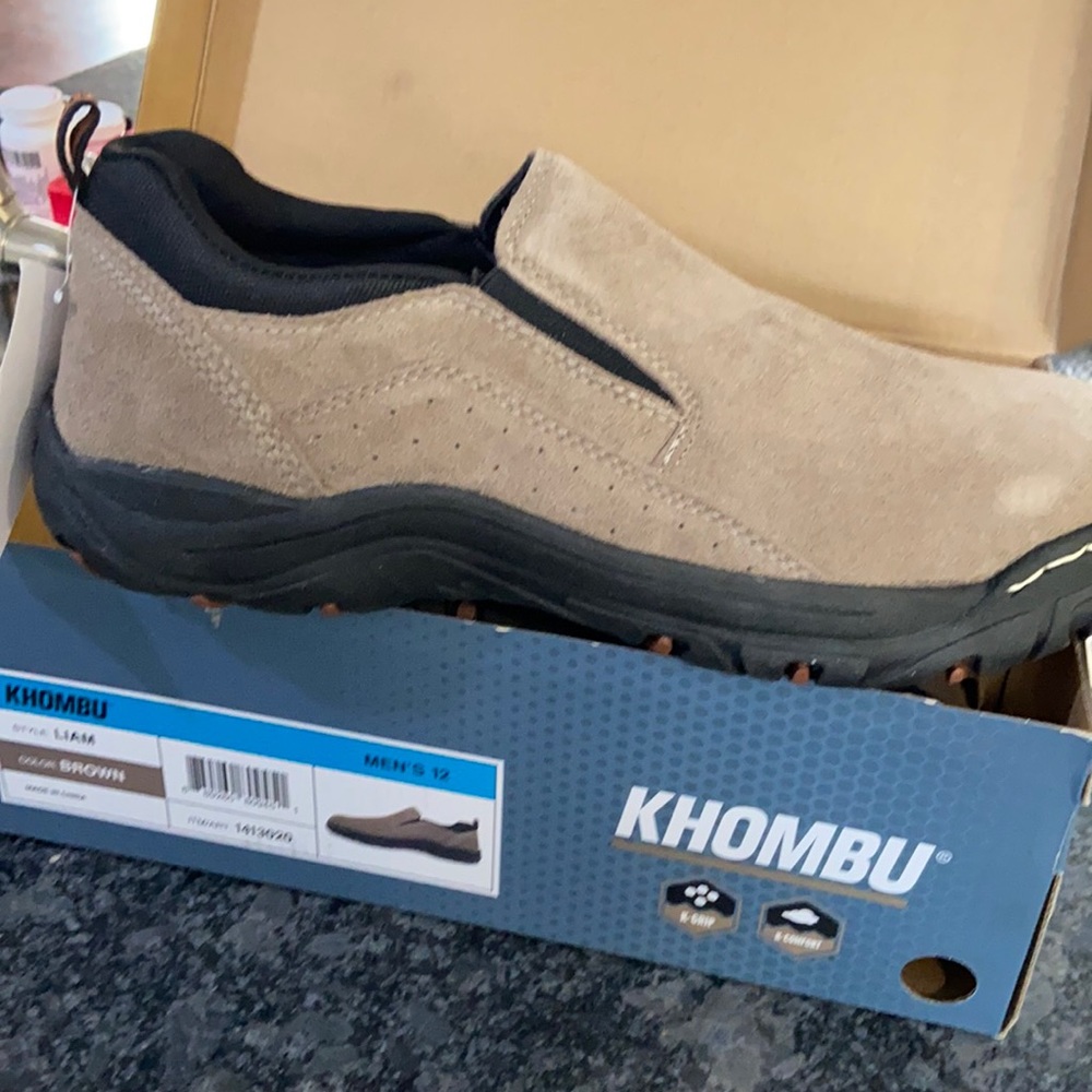 New khombu Liam men’s 12
